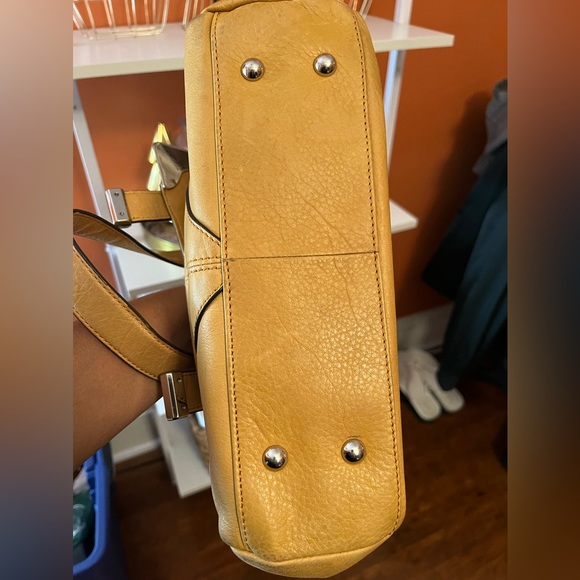 B. MARKOWSKY Mustard Colored Shoulder Tote (EUC) - Picture 4 of 15